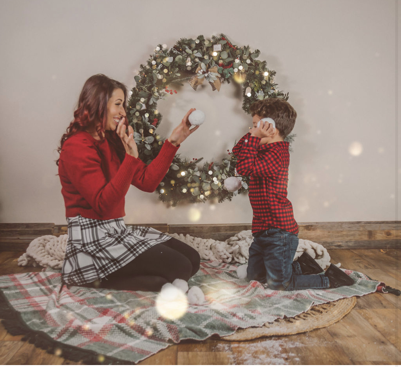 Christmas Family Photos Ideas (Cost No Money & Take No Time)